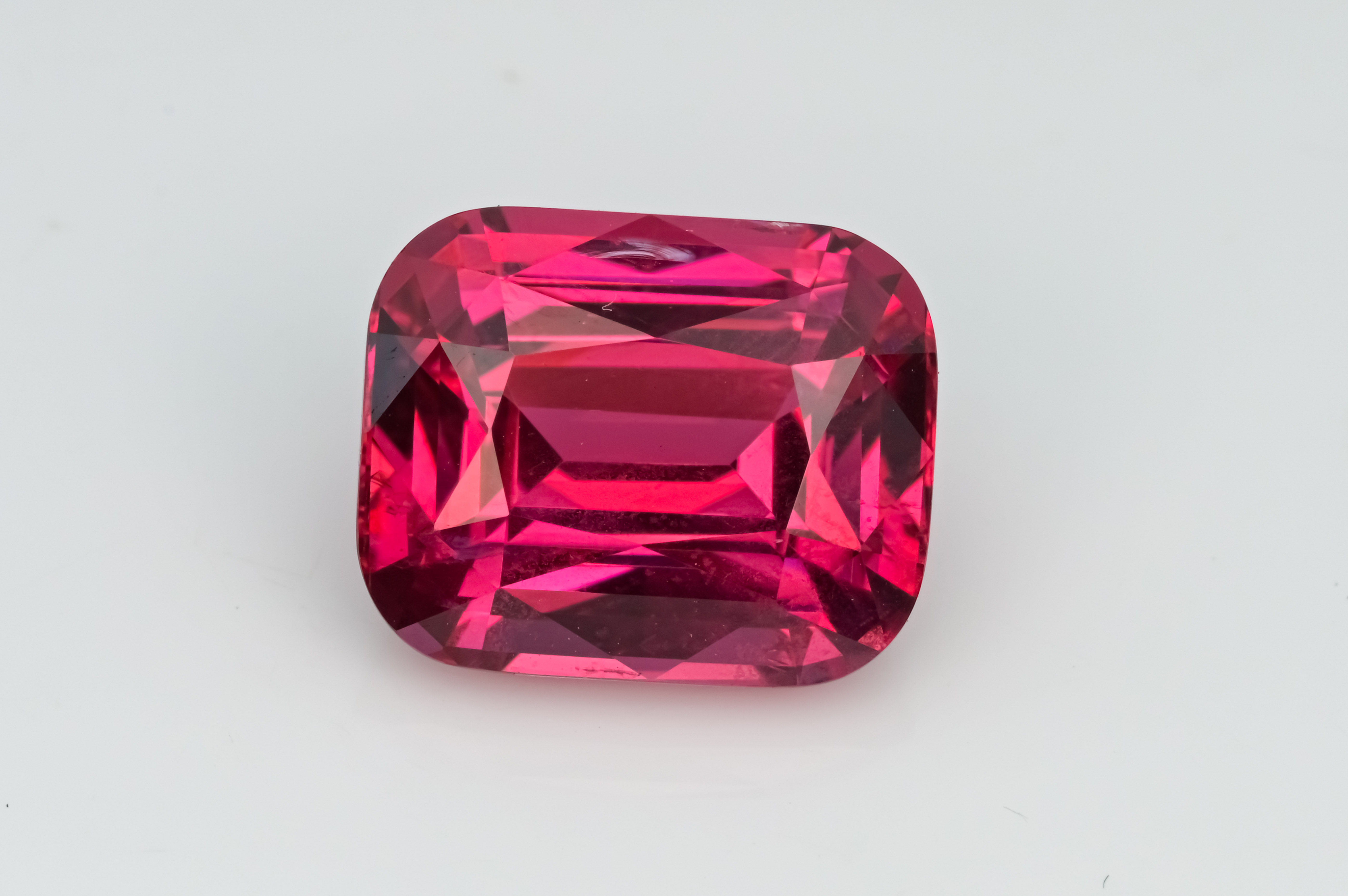 7.488 Crt Vivid Pinkish Red Spinel from Mahenge, Tanzania