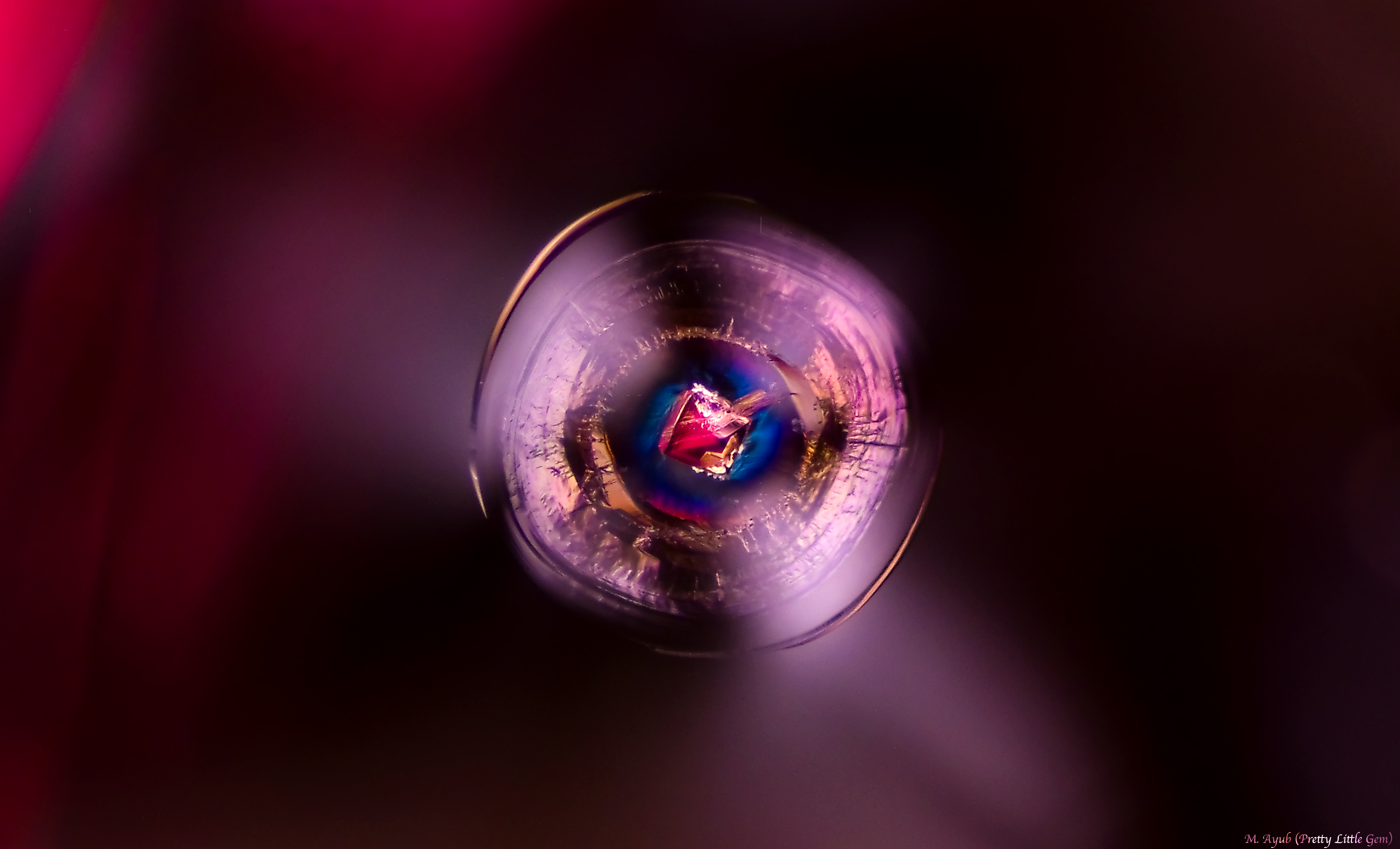 Spinel inclusion — Burma (Myanmar)
